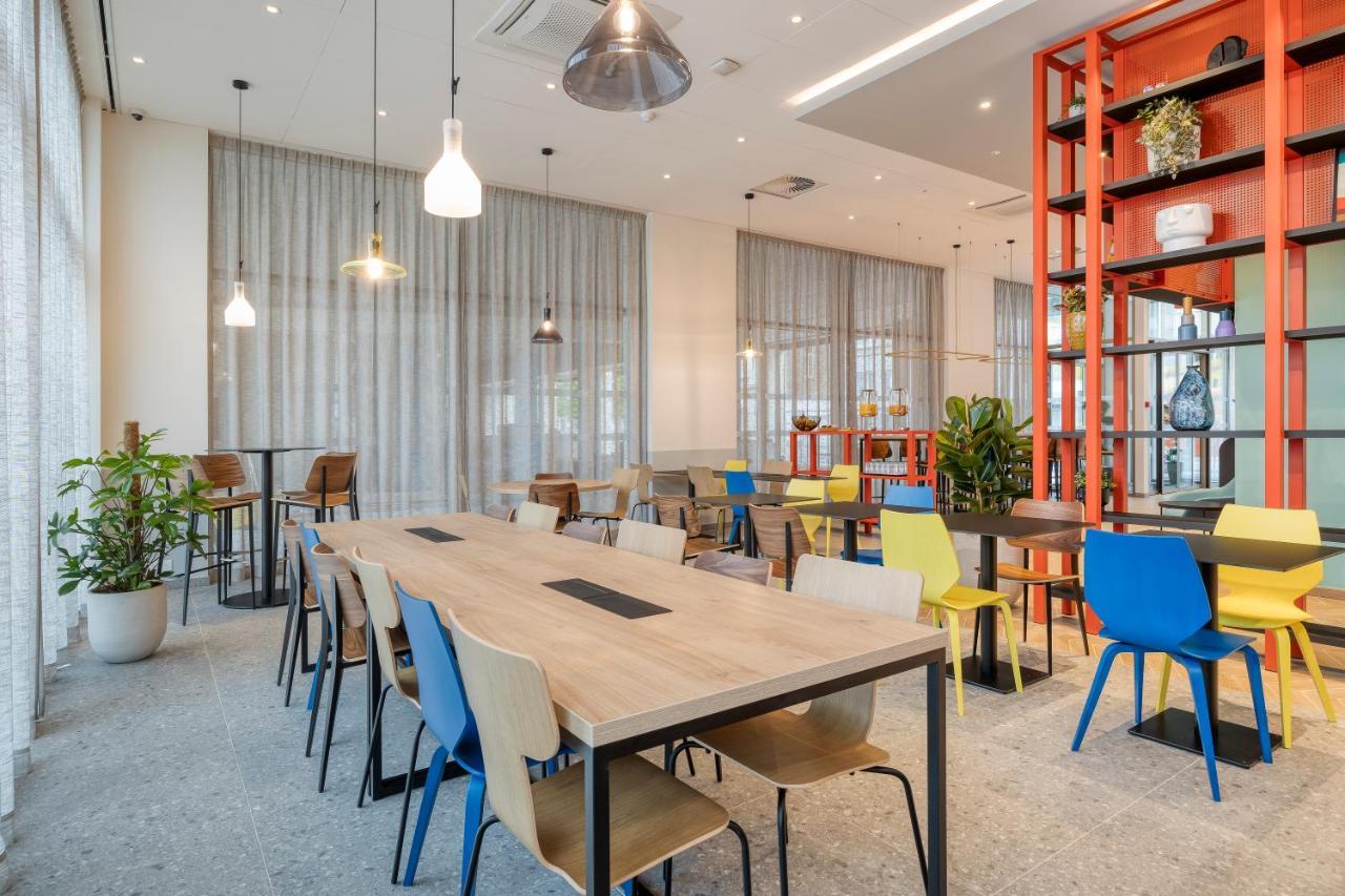 B&B Hotel Arrondissement di Malines Esterno foto