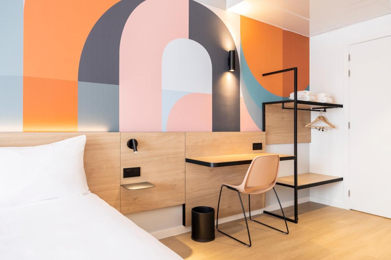 B&B Hotel Arrondissement di Malines Esterno foto