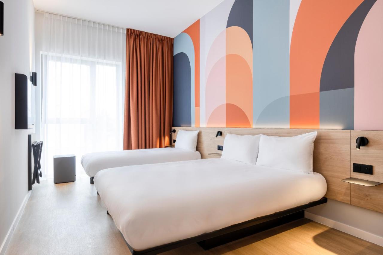 B&B Hotel Arrondissement di Malines Esterno foto